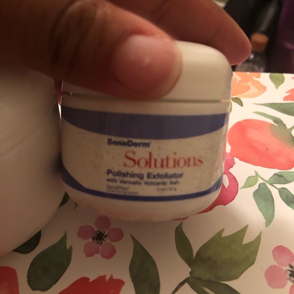 SeneGence Detoxifying mask & polishing exfoliator - Picture 3 of 3